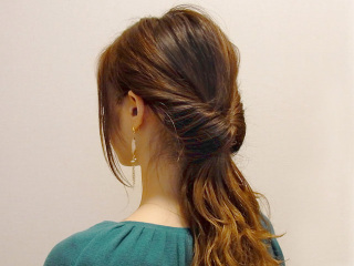 帽子を被ってするパート かなり猫ッ毛なので髪がペタンコになる