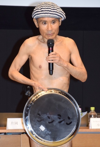片岡鶴太郎(62)、体重43キロに「Sサイズでもブカブカ」