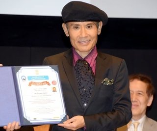 片岡鶴太郎(62)、体重43キロに「Sサイズでもブカブカ」