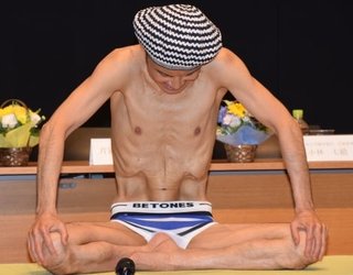 片岡鶴太郎(62)、体重43キロに「Sサイズでもブカブカ」
