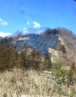 【太陽光発電】八ケ岳のいたるところにソーラーパネル…自然を破壊してまで必要か、再生可能エネルギー