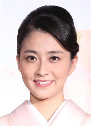 麻央さん英訳ブログに海外からコメント殺到「信じられないほど賢く、美しい」