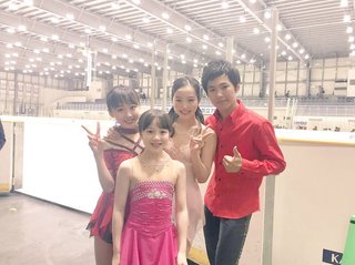 真凛ちゃんの隣の人は本田望結ちゃん家の長女さんですか？