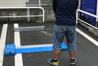 年収340万円なのに400万円の新車をローンで買った男