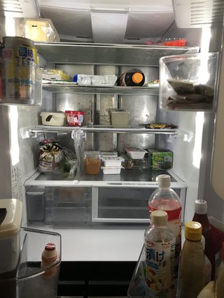 皆の家の冷蔵庫の中やキッチンを見せて