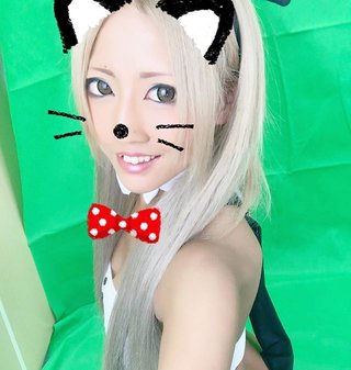 DJ　MONA いやらしいコスプレ