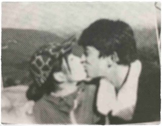 上原多香子　自死した夫の遺書公開で「俳優との不倫」発覚