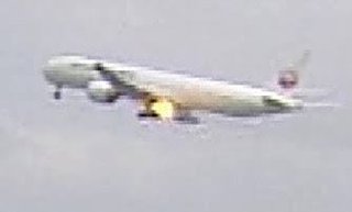 JALエンジントラブル