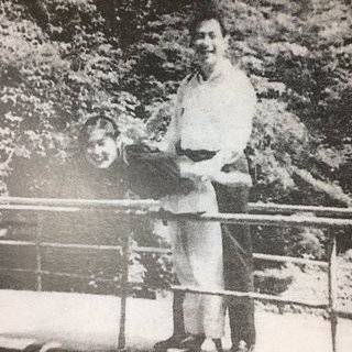 【民進党】前原代表、北朝鮮美女との親密ツーショット写真が流出「やましいことは何もありません」