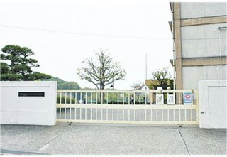 図工授業中に交通事故死、県などに７千万円の賠償命令   