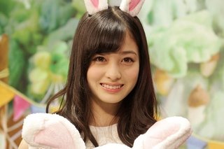 橋本環奈 「ar」表紙で初の"お色気"に挑戦、唇フェチも告白
