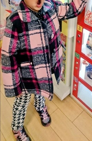 YouTubeでアンパンマンのおもちゃ紹介してる姉妹