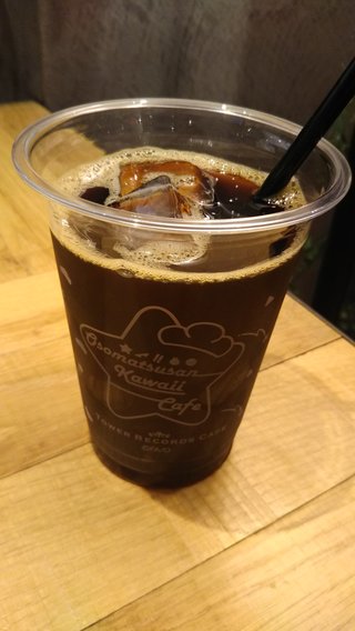 【炎上】おそ松さんカフェの朝食がボッタクリすぎて物議