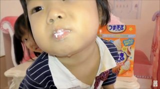 YouTubeでアンパンマンのおもちゃ紹介してる姉妹