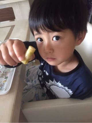 市川海老蔵と小林麻耶、ハワイ旅行を満喫も”子どもたちへの対応”に大ブーイング