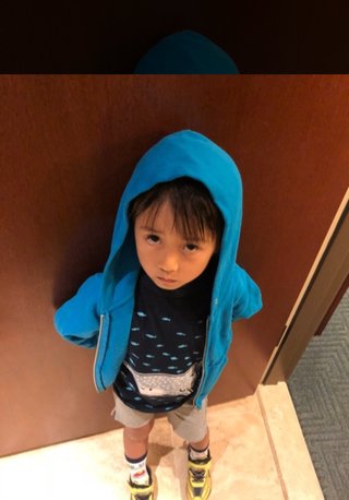 市川海老蔵と小林麻耶、ハワイ旅行を満喫も”子どもたちへの対応”に大ブーイング