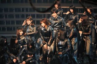 欅坂46鈴本美愉、ステージ上で倒れる