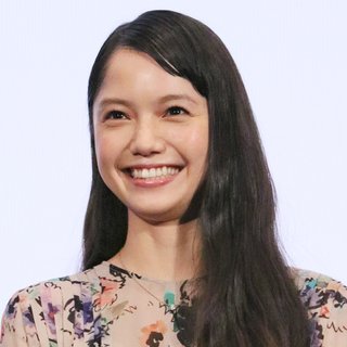 岡田准一と宮崎あおいの新居　遺跡見つかり一時建設中止