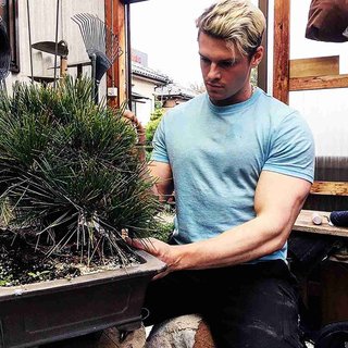 イケメンすぎる庭師・村雨辰剛さんが凄すぎると大絶賛