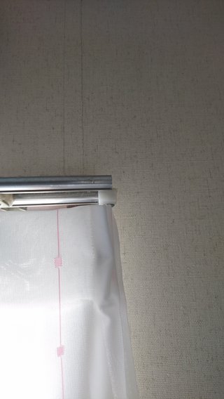 カーテンレールの留め具って売ってる？！