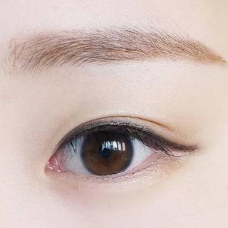 平行眉の描き方教えてください(T_T)