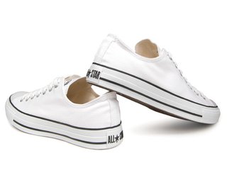 コンバースのスニーカーに詳しい方、教えて下さい。画像あり