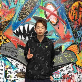 窪塚洋介、茶髪にイメチェンしたイケメン息子を披露
