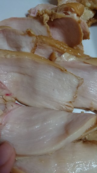鶏むね肉火入ってる？