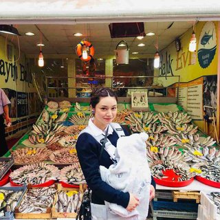 平愛梨、愛息を抱っこした姿を公開　母としての意気込みを語る「しっかりしなきゃ」