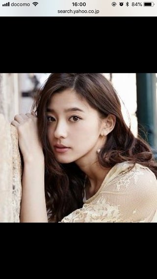 朝比奈彩と新川優愛と新木優子が