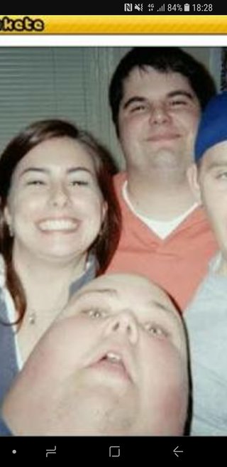 カメラを起動したらインカメラになってた時