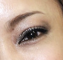 こんなアイメイクどう？