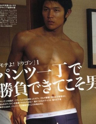 鈴木亮平ってフェロモン出まくりやない？