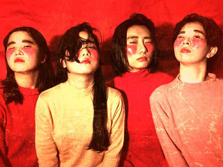 あのね…」Mステ初登場ガールズバンドの「CHAI」、タモリに「タメ口」で物議「ありえない」