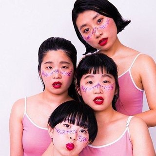 あのね…」Mステ初登場ガールズバンドの「CHAI」、タモリに「タメ口」で物議「ありえない」