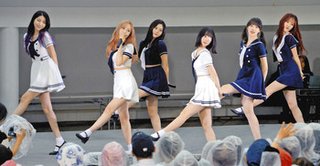 【東京新聞】 10代、20代の若者たちぞっこん、第3次韓流ブーム
