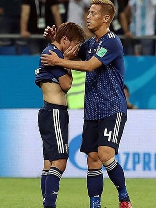 ｻｯｶｰ&#x{11:F8B7};総合ﾄﾋﾟ