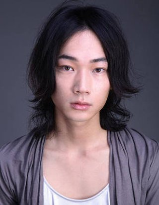 綾野剛の卒アルカッコよすぎじゃない？