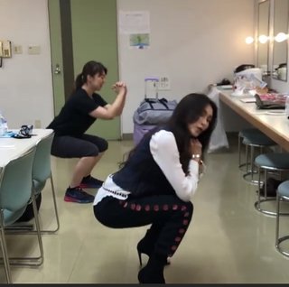 工藤静香、O脚の改善ストレッチ開始