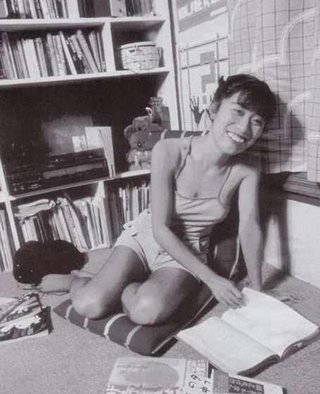 【画像】あの井脇ノブ子ですら、若い頃はそこそこ可愛かったという事実
