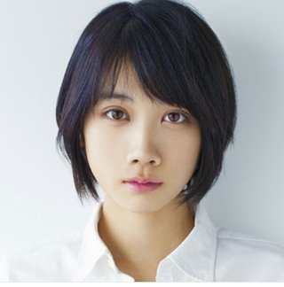 松本穂香は目頭切開してる？