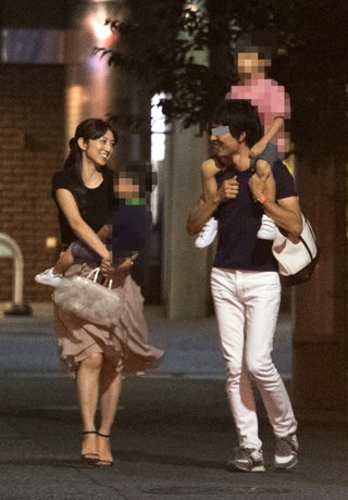 もはや家族！ 小倉優子＆エリート歯科医の子連れデートをスクープ