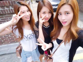 TWICEのサナって子日本人なんだね。めっちゃ可愛い。