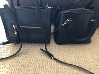 カバン、どっちが好み？どっちも服屋で購入したもの