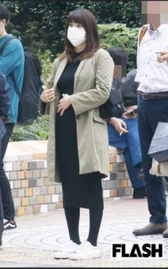 上原多香子、妊娠していた　“11月出産予定”情報