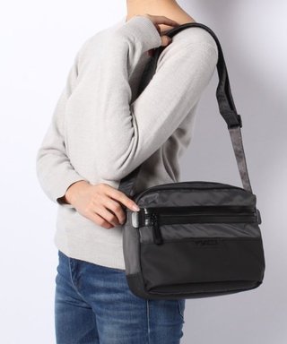 公園にいるママ達ショルダーがさ、