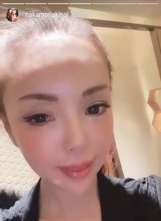 安室奈美似(中森あきない)