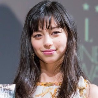 中条あやみの容姿になれる代わりに借金2億になる