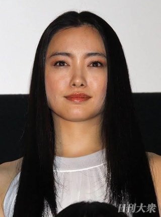 綾瀬はるかって骨太でゴツいのに美人扱い