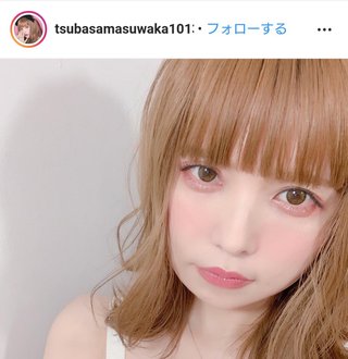 益若つばさ別人